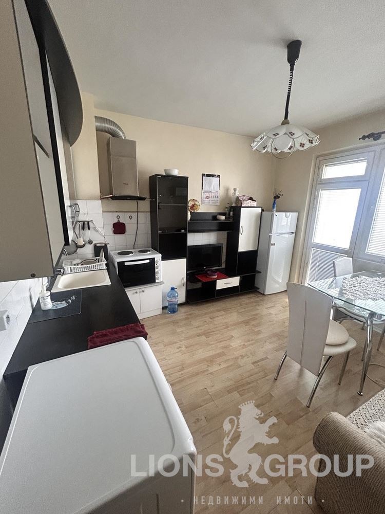 Do wynajęcia  2 sypialnie Warna , Wazrażdane 4 , 70 mkw | 25232195 - obraz [3]