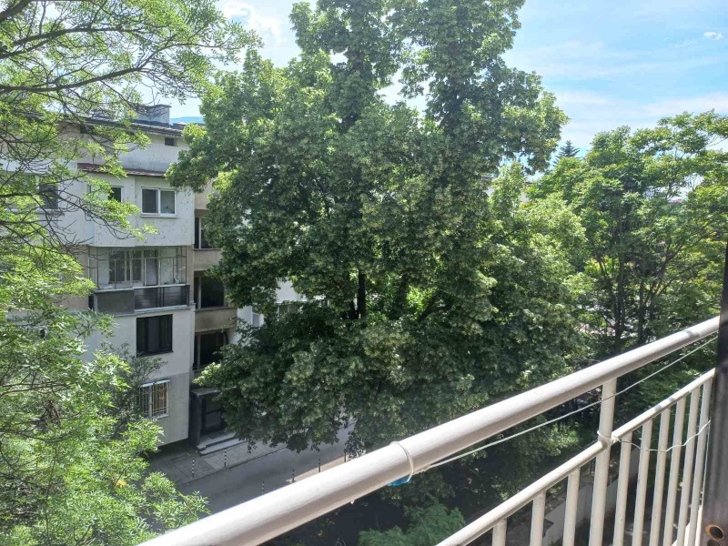 Издаје се  2 спаваће собе Софија , Лозенец , 120 м2 | 72224968 - слика [6]