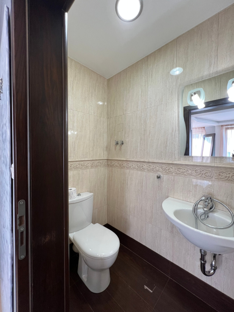 Дава под наем  3-стаен град София , Център , 120 кв.м | 57053331 - изображение [14]