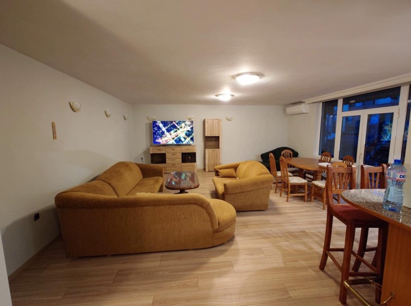 Do wynajęcia  2 sypialnie Sofia , Iwan Wazow , 160 mkw | 18237765