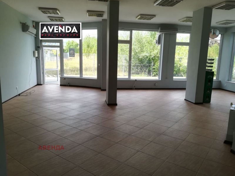 Под наем МАГАЗИН, град София, Студентски град • 735 € / 1437.54 лв. • 36108047 1