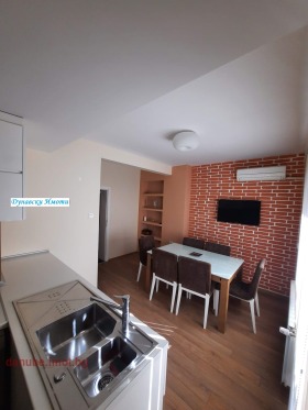 2 dormitoare Șiroc țentâr, Ruse 5