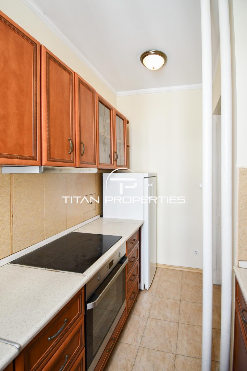 Дава под наем 4-СТАЕН, гр. София, Център, снимка 9 - Апартаменти - 53348370