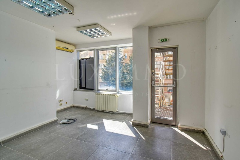 De inchiriat  Birou Sofia , Goțe Delciev , 260 mp | 28054975 - imagine [8]