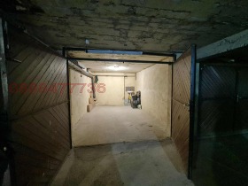 ГАРАЖ, ПАРКОМЯСТО, 15 m2