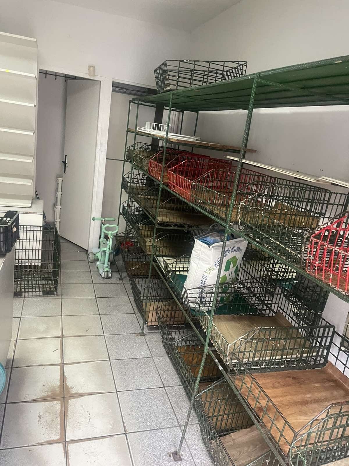 Дава под наем МАГАЗИН, гр. Плевен, Сторгозия, снимка 3 - Магазини - 53933986