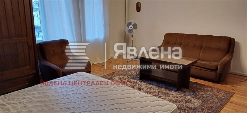 Дава под наем 1-СТАЕН, гр. София, Център