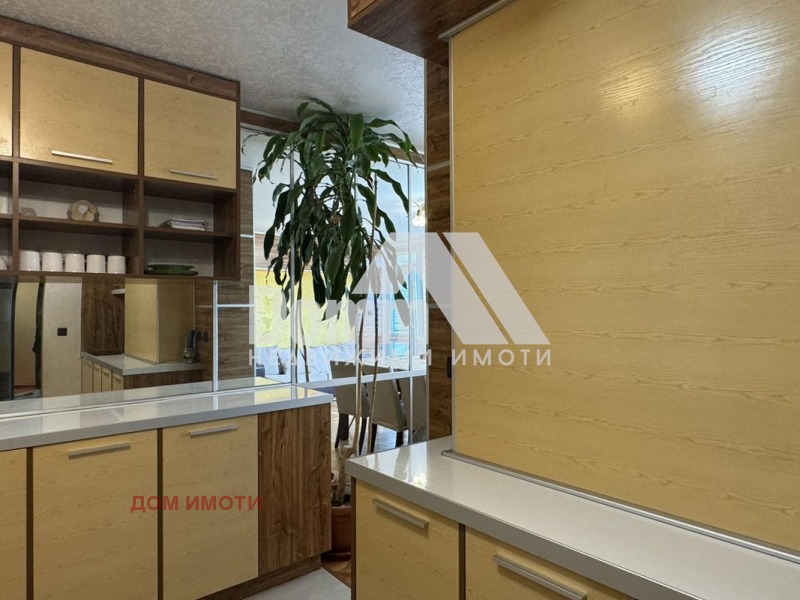 Da affittare  2 camere da letto Burgas , Lazur , 120 mq | 30855400 - Immagine [3]