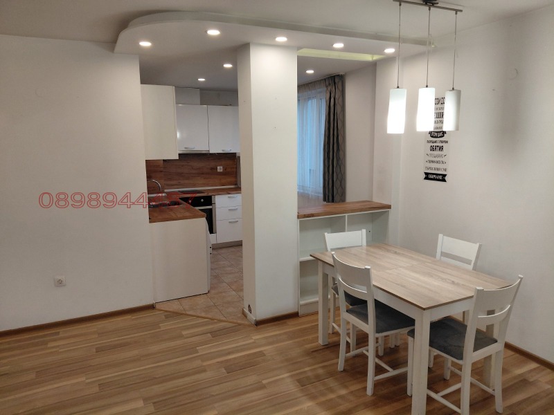 Дава под наем 3-СТАЕН, гр. София, Редута