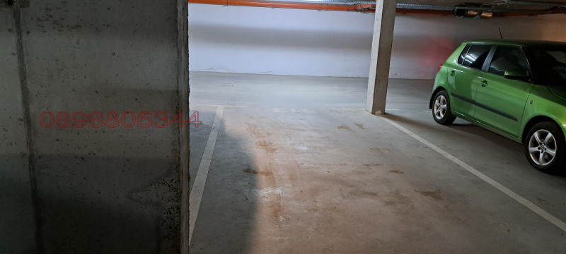 Дава под наем ГАРАЖ, ПАРКОМЯСТО, гр. Пловдив, Тракия, снимка 2 - Гаражи и паркоместа - 52782729