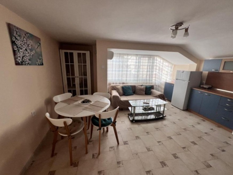 Da affittare  1 camera da letto Sofia , Geo Milev , 80 mq | 49124796 - Immagine [2]