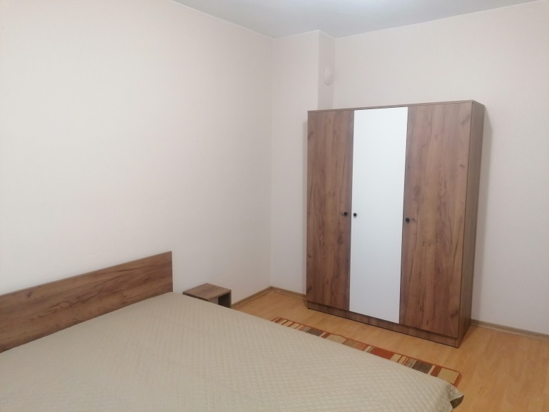Издаје се  1 спаваћа соба Ловеч , Широк центар , 75 м2 | 68830170 - слика [7]