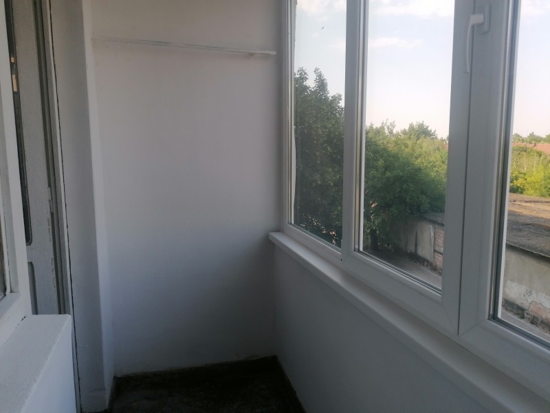 Издаје се  1 спаваћа соба Ловеч , Широк центар , 75 м2 | 68830170 - слика [9]