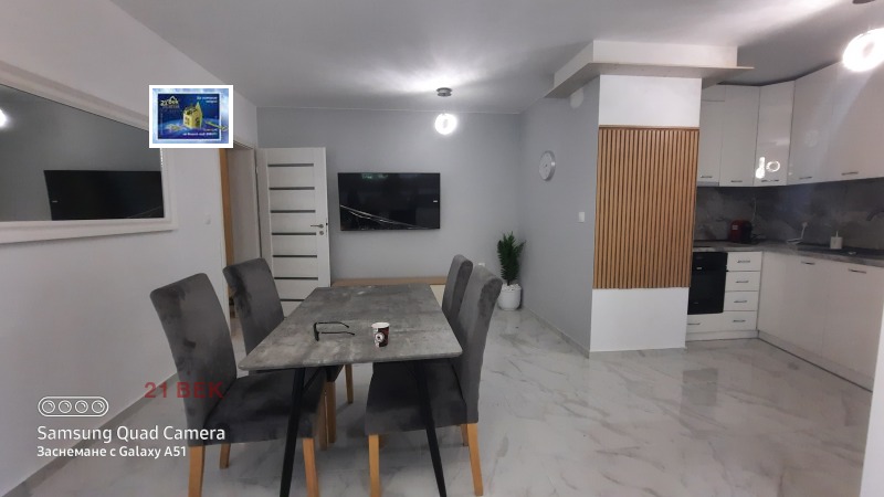 Дава под Наем 3-СТАЕН в град Пловдив, Център - 120 кв.м / 850 € » 1 662.46 лв., 21 ВЕК