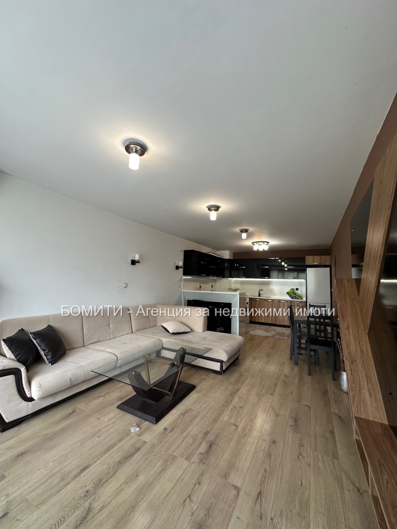 Til leje  1 soveværelse Sofia , Vitosha , 86 kvm | 40294725 - billede [2]