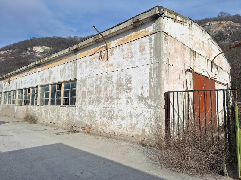 Дава под наем  Склад област Варна , гр. Провадия , 700 кв.м | 41507502 - изображение [2]