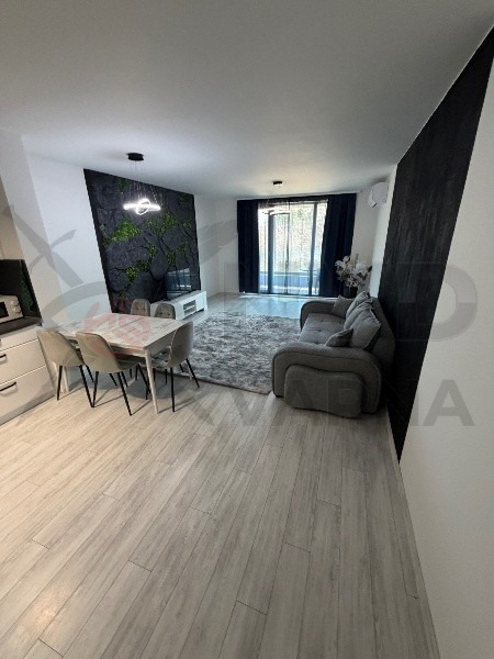 Дава под наем 4-СТАЕН, гр. Варна, Бриз, снимка 2 - Апартаменти - 54270915