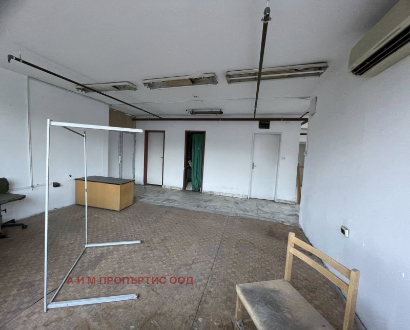 Дава под наем ОФИС, гр. Благоевград, Бялата висота, снимка 3 - Офиси - 52157723