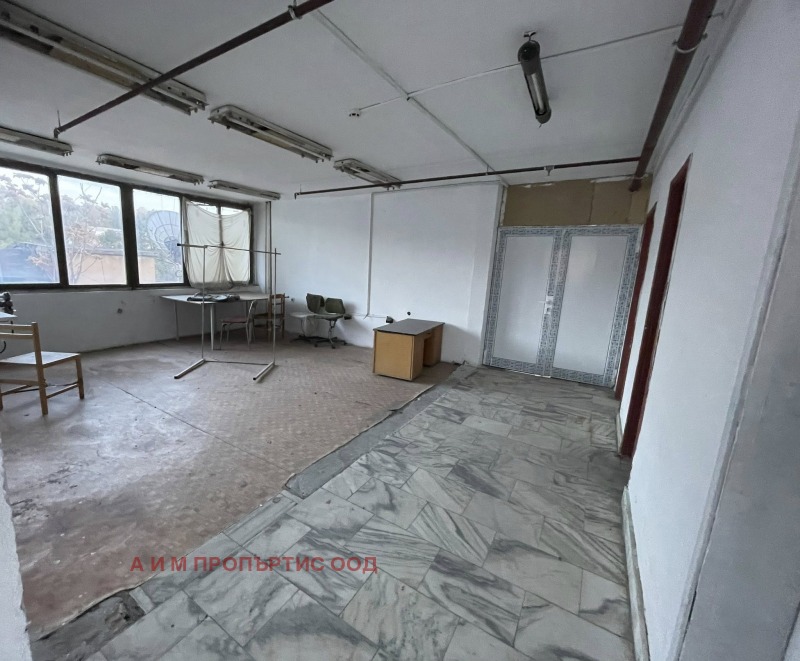 Дава под наем ОФИС, гр. Благоевград, Бялата висота, снимка 2 - Офиси - 52157723