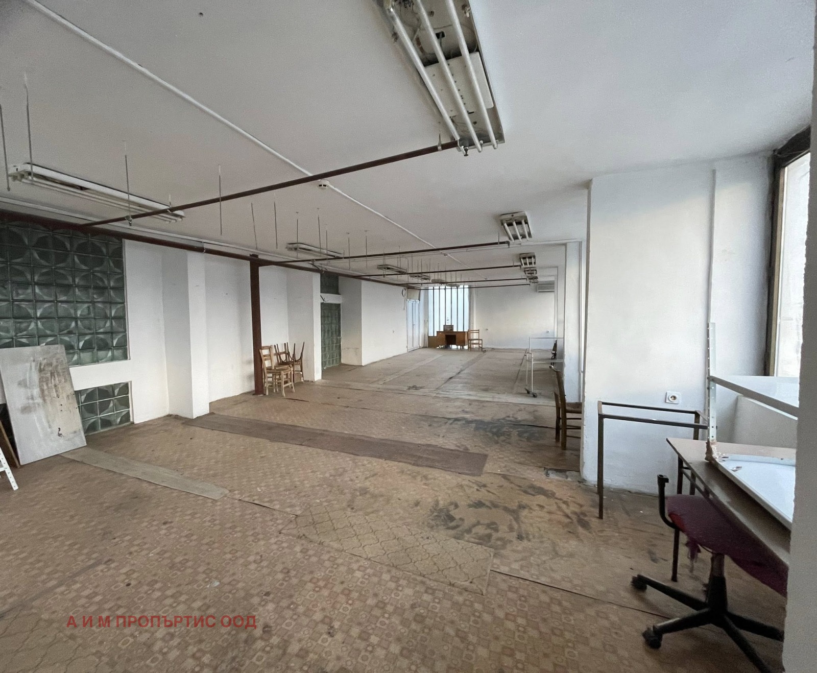 Дава под наем ОФИС, гр. Благоевград, Бялата висота, снимка 2 - Офиси - 53724575