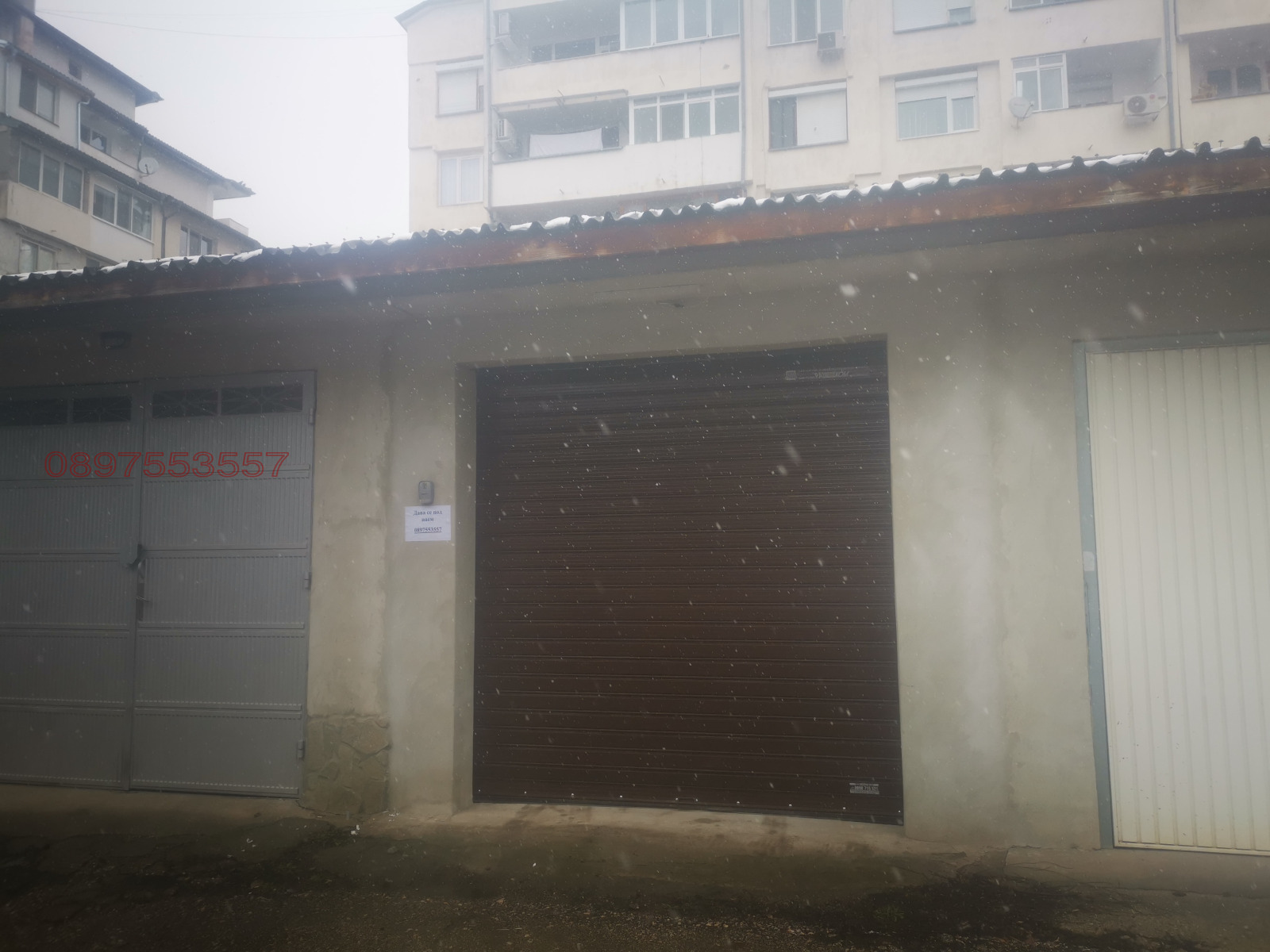 Дава под наем ГАРАЖ, ПАРКОМЯСТО, гр. Велико Търново, Бузлуджа, снимка 8 - Гаражи и паркоместа - 53612468