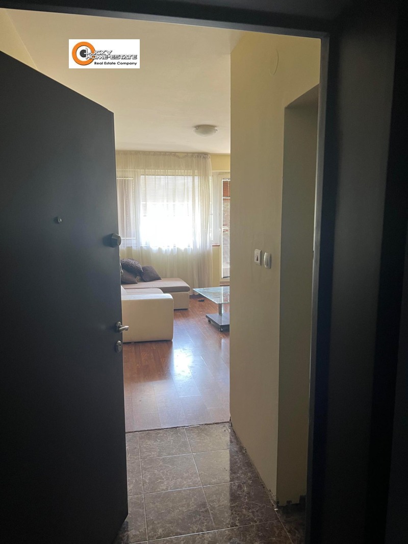 Издаје се  1 спаваћа соба Софија , Центар , 73 м2 | 61764630 - слика [14]