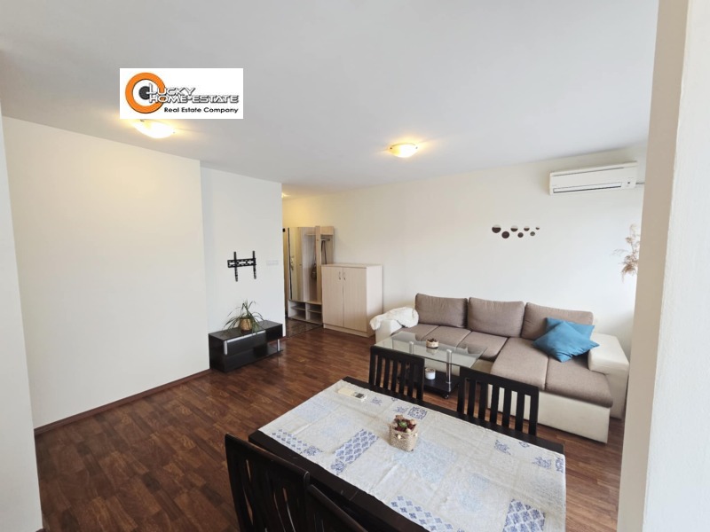 Издаје се  1 спаваћа соба Софија , Центар , 73 м2 | 61764630 - слика [2]