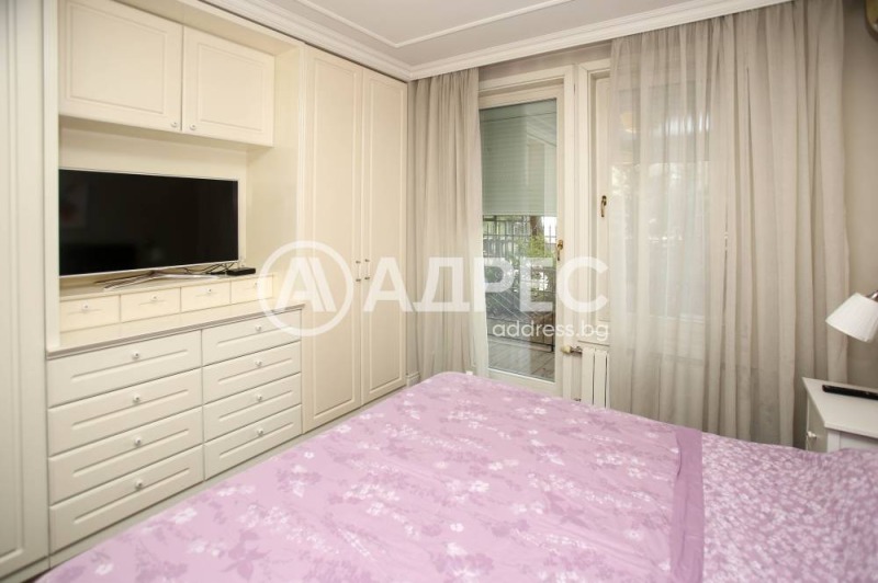 Дава под наем 2-СТАЕН, гр. София, Лозенец, снимка 17 - Апартаменти - 52822075