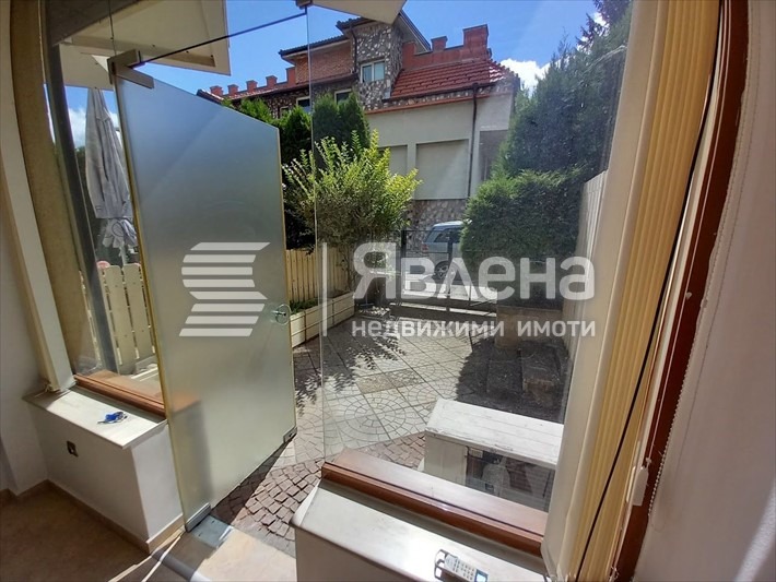 Дава под наем МАГАЗИН, гр. София, Карпузица, снимка 2 - Магазини - 54046166