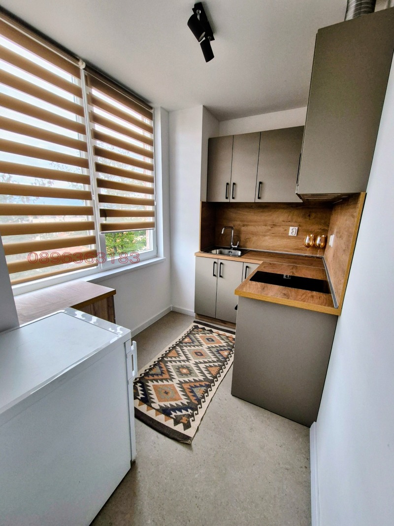 Дава под наем 4-СТАЕН, гр. Кюстендил, Център, снимка 2 - Апартаменти - 53390150