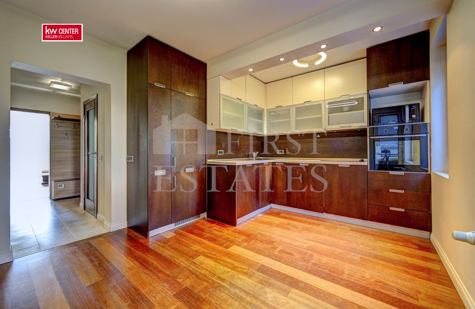 Дава под наем 3-СТАЕН, гр. София, Център, снимка 9 - Апартаменти - 53021103