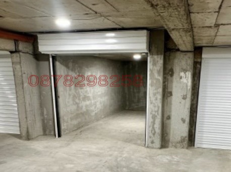 Дава под наем ГАРАЖ, ПАРКОМЯСТО, гр. Русе, Център