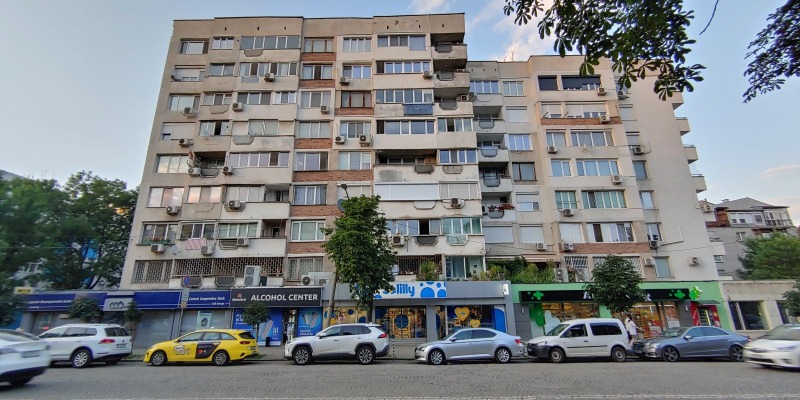 Дава под наем 3-СТАЕН, гр. София, Медицинска академия