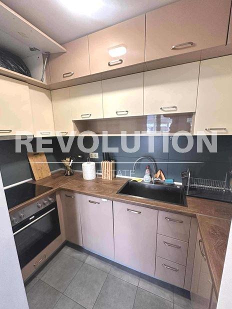 Под наем 4-СТАЕН, град Варна, ВИНС-Червен площад • 650 € / 1271.29 лв. • 90272416 1