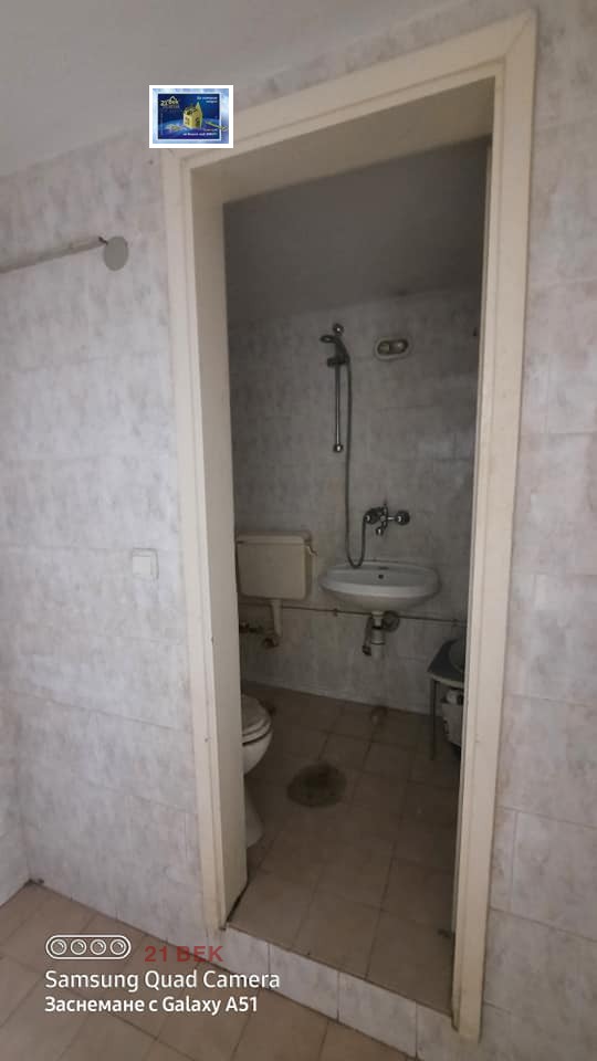 Дава под наем МАГАЗИН, гр. Пловдив, Център, снимка 5 - Магазини - 52623206