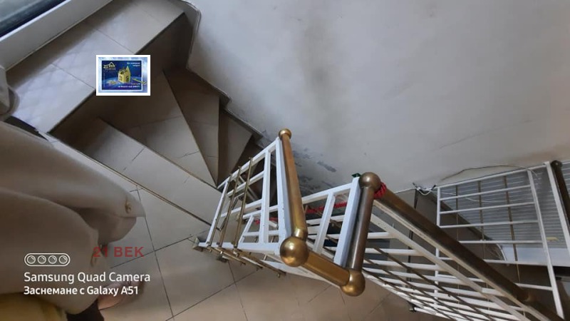 Дава под наем МАГАЗИН, гр. Пловдив, Център, снимка 4 - Магазини - 52623206