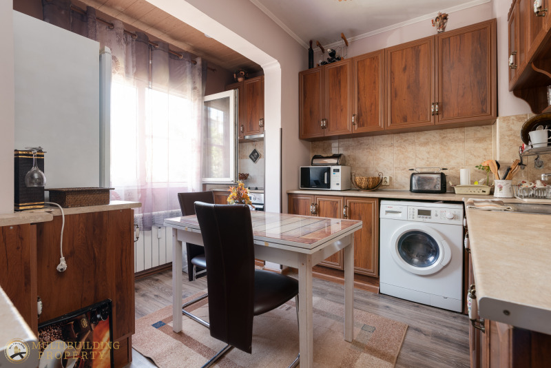 K pronájmu  1 ložnice Sofia , Borovo , 60 m2 | 36696909 - obraz [2]