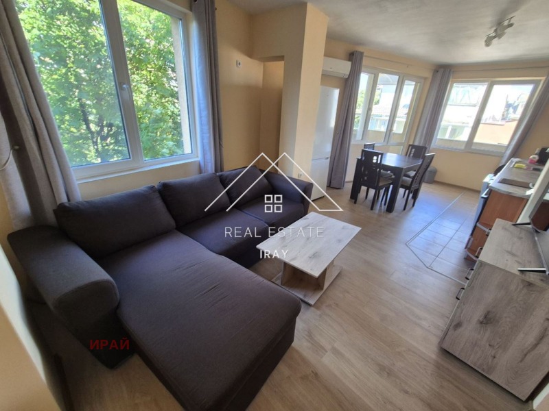 En renta  1 dormitorio Stara Zagora , Tsentar , 70 metros cuadrados | 61383100