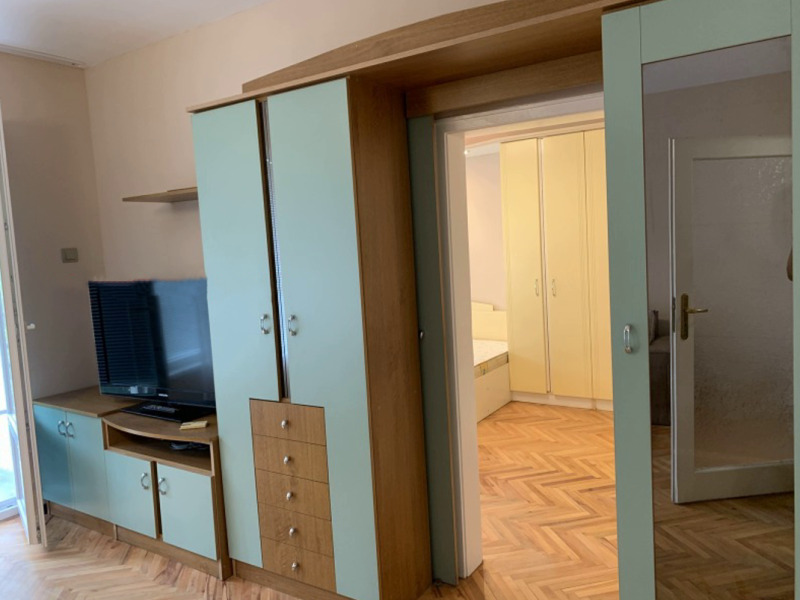 De inchiriat  2 dormitoare Plovdiv , Ciuciuc Parij , 89 mp | 77288080 - imagine [2]