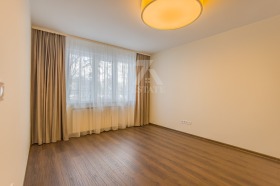 1 chambre Iztok, Sofia 7