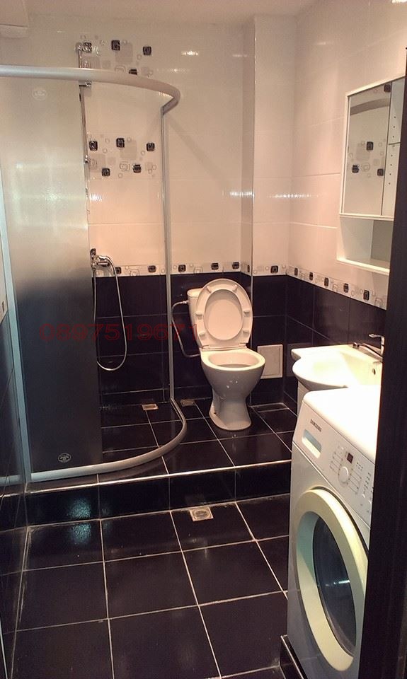 A louer  1 chambre Sofia , Oborichte , 70 m² | 71645066