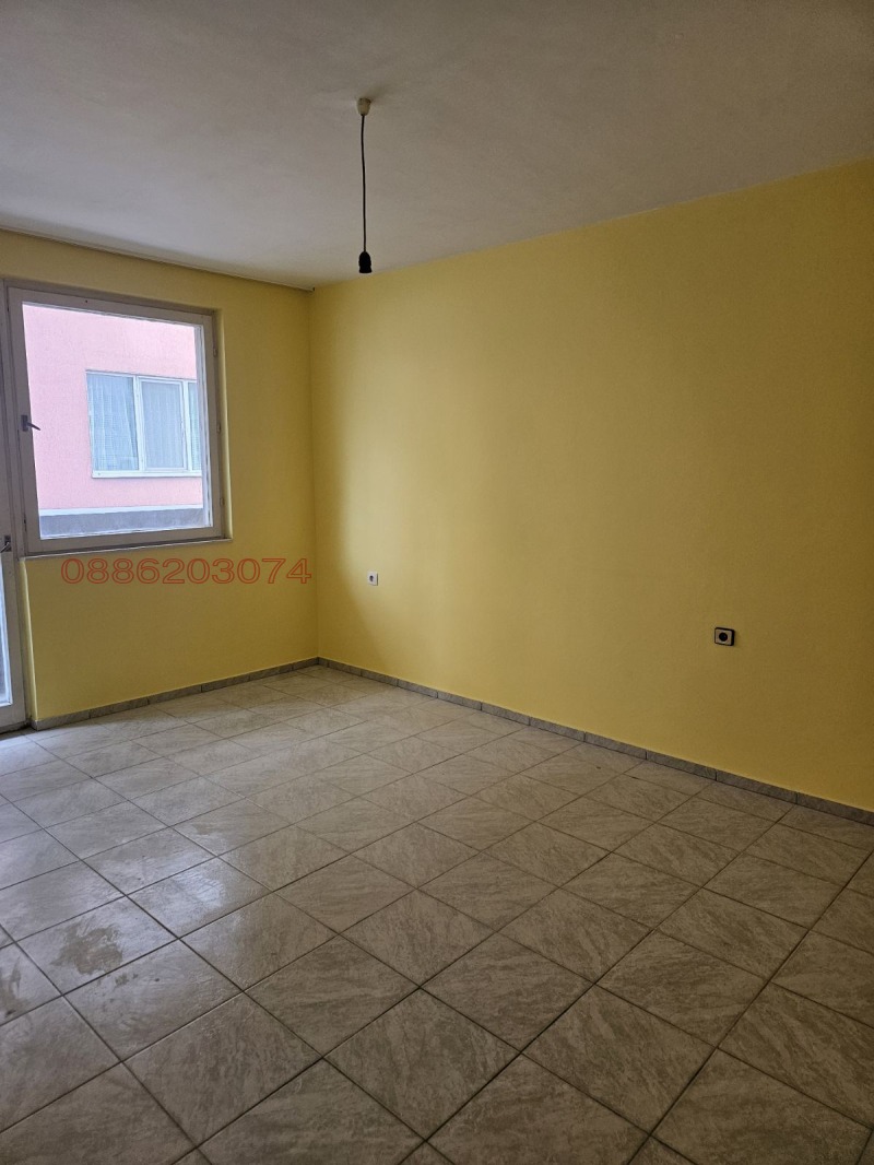 Дава под наем МНОГОСТАЕН, гр. Русе, Хъшове