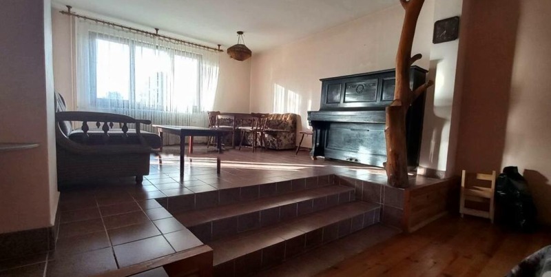 Дава под нем  Етаж от къща, град София, с. Герман •  410 € • ID 13251647 — holmes.bg - [1] 