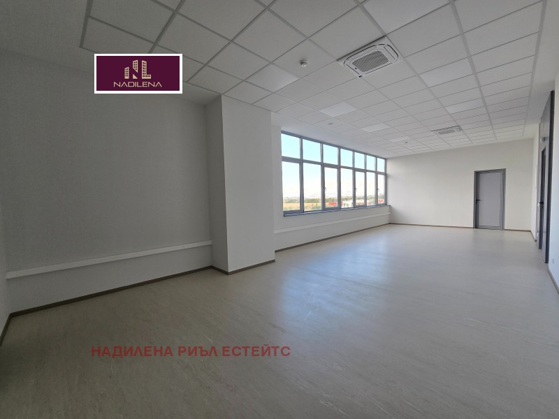 Дава под наем СКЛАД, гр. Елин Пелин, област София област, снимка 8 - Складове - 52220054