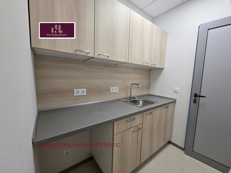 Дава под наем СКЛАД, гр. Елин Пелин, област София област, снимка 11 - Складове - 52220054