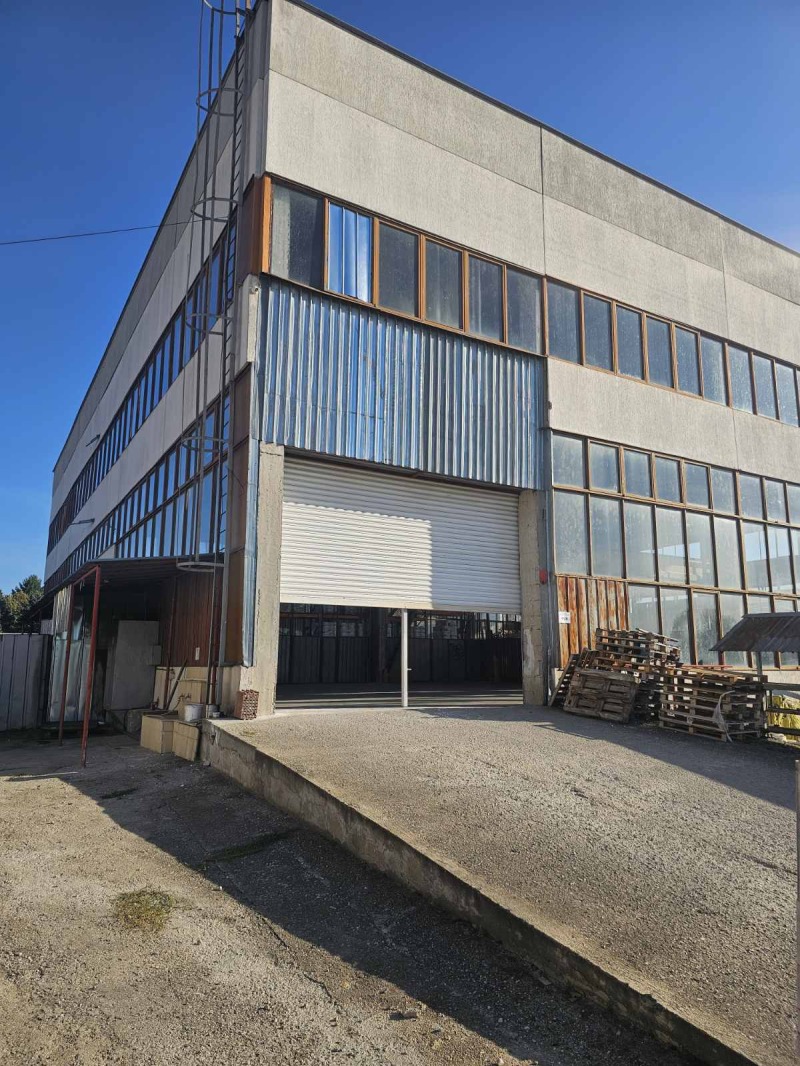 De inchiriat  Cladire industriala Sofia , Cremicovți , 324 mp | 89387969 - imagine [3]