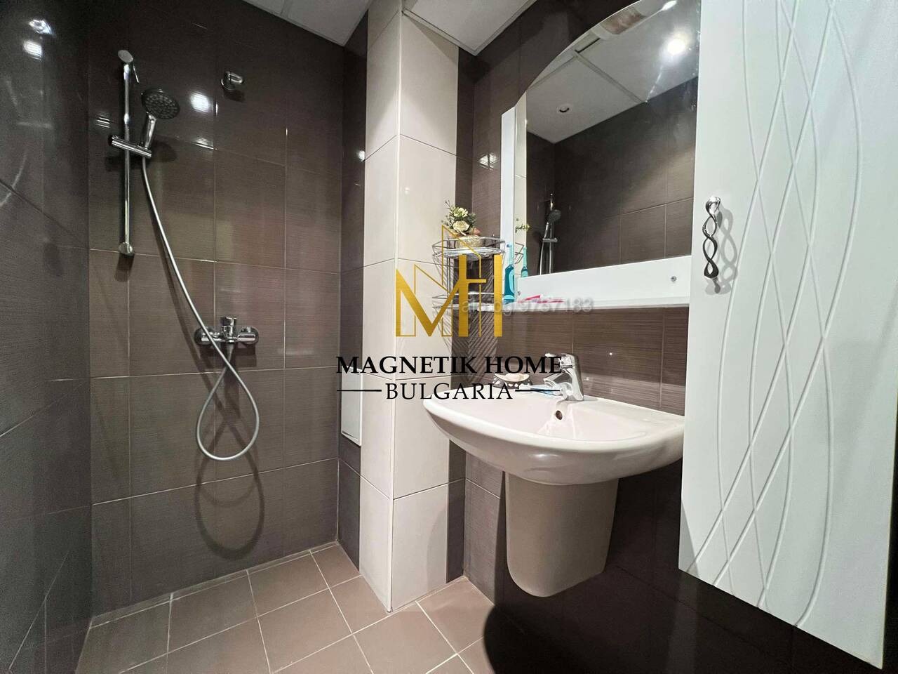 Дава под наем 4-СТАЕН, гр. Бургас, Зорница, снимка 5 - Апартаменти - 53893798