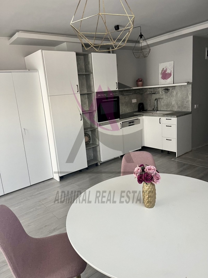 Zu vermieten  1 Schlafzimmer Warna , Tschajka , 65 qm | 12135038