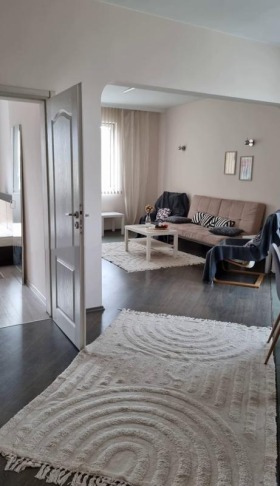 2 yatak odası Doktorski pametnik, Sofia