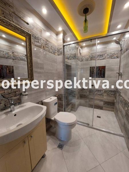 Til leje  1 soveværelse Plovdiv , Tsentar , 71 kvm | 54113178 - billede [8]